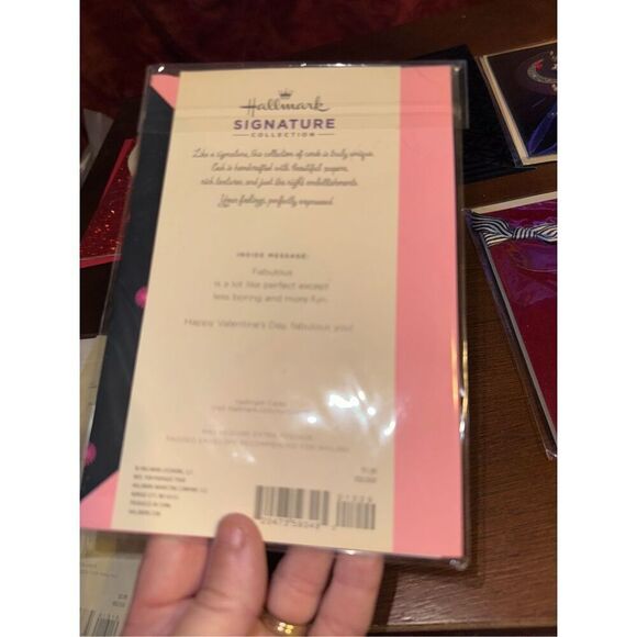 NWT Bundle of 6 occasion Hallmark cards - Picture 3 of 5